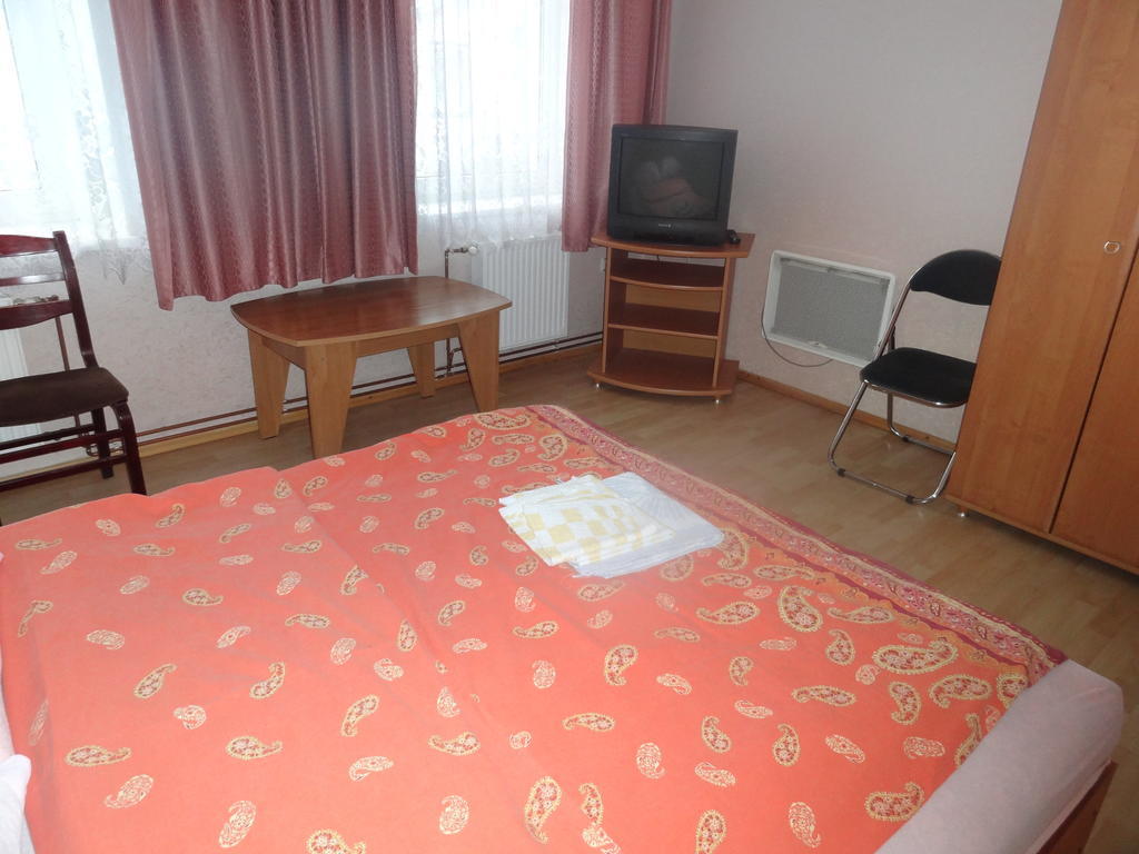 Hotel Rebir Daugavpils Cameră foto